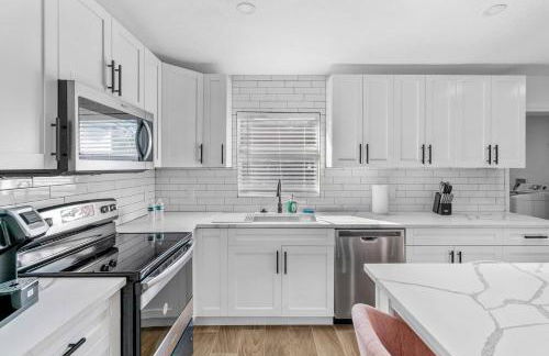 Modern 4BR South Tampa Home Yard Near the Bay - Foto 29