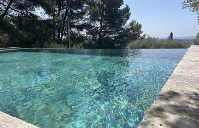 4 bedroom House in La Valette-du-Var with private pool and garden - Photo 1