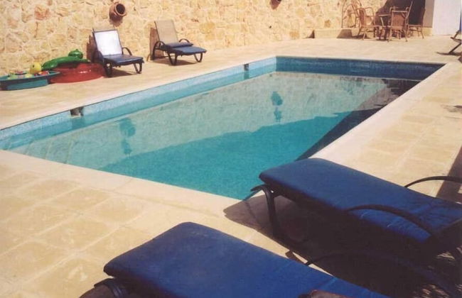 Secluded Restored Farmhouse With Private Pool, 2 Bedrooms and Free Car - Foto 6