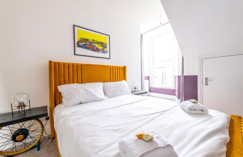 Modern Silverstone with FREE PARKING by Prescott Apartments - Foto 26