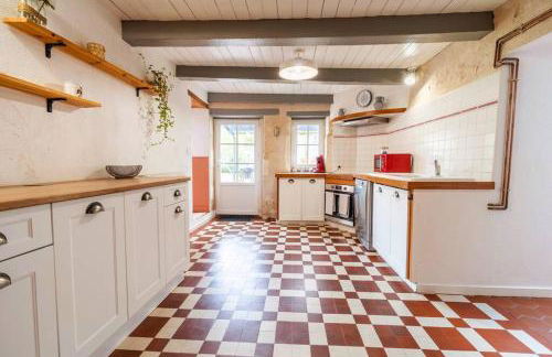 LE GRAND FRANC gite cosy proche tous commerces - Foto 9