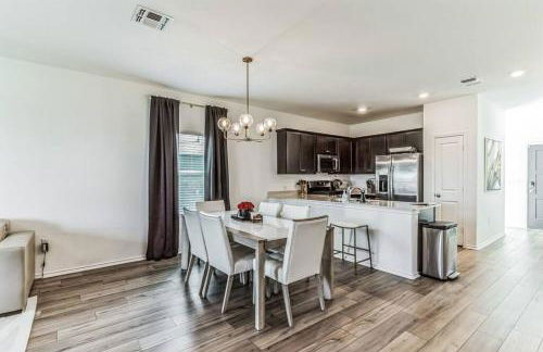 Entire house near airport & COTA - Foto 32