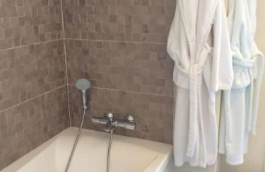 Le 360 TOUR PERRET 19eme PANORAMA 4 ETOILES - Foto 26