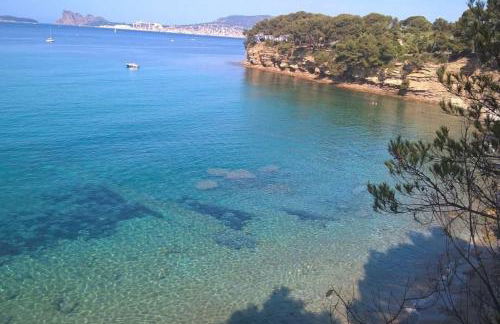 Villa Cléa, belle propriété provençale, jardin, piscine, au calme - Foto 42