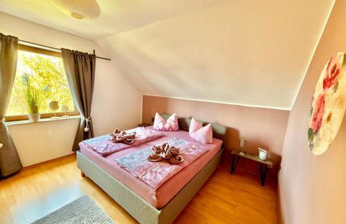 gemütliche Ferienwohnungen direkt am Goitzschesee, Platz für die ganze Familie, Haustiere sind Willkommen - Foto 3