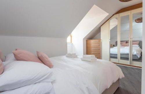 The Loft - Spacious Luxury 2 bed 2 bath with FREE Secure Parking and tube close by - Photo 13