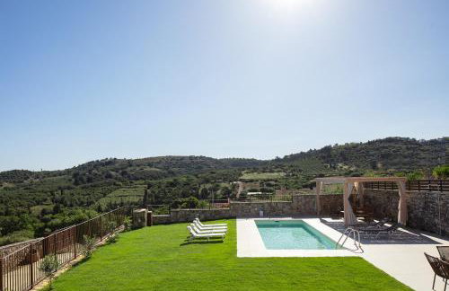 Villa Elides Countryside Retreat with Private Pool - Foto 33