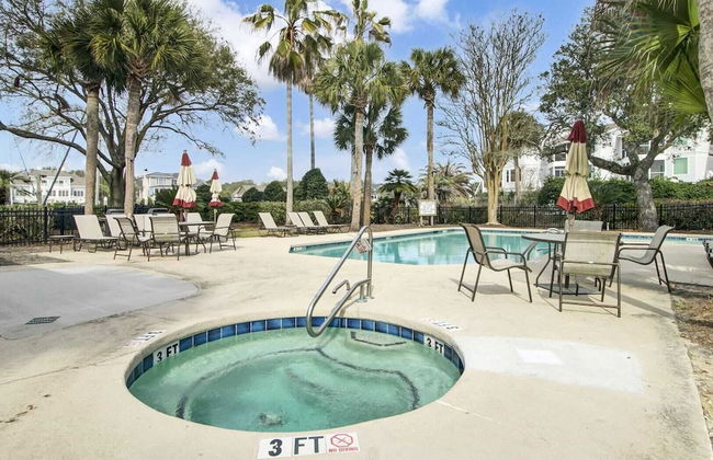 401 Yacht by Avantstay Marina View, Pool, Porch - Foto 23