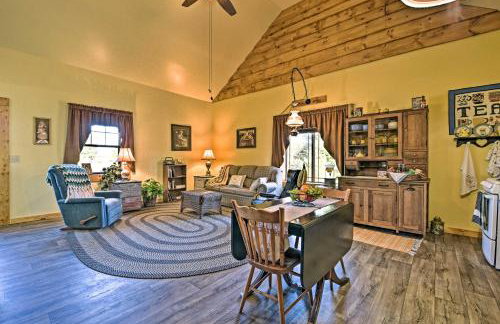 Honey House Cabin - A Quiet Countryside Retreat! - Foto 7