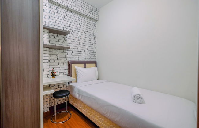 Minimalist and Cozy Stay 2BR at Podomoro Golf View Apartment - Foto 3