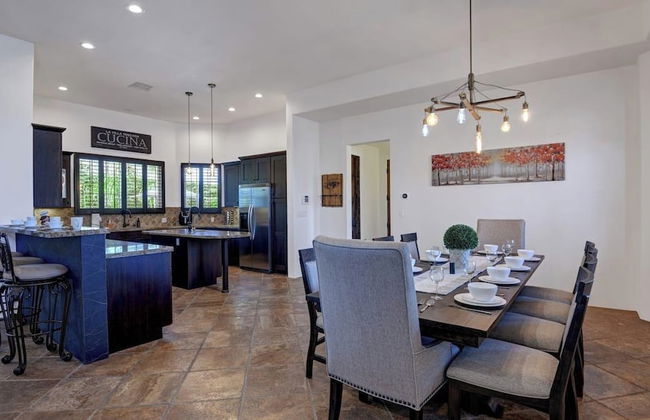 Movie Theater, Game Room, Pool, Hot Tub, & Views Villa Toscana by Avantstay - Foto 10