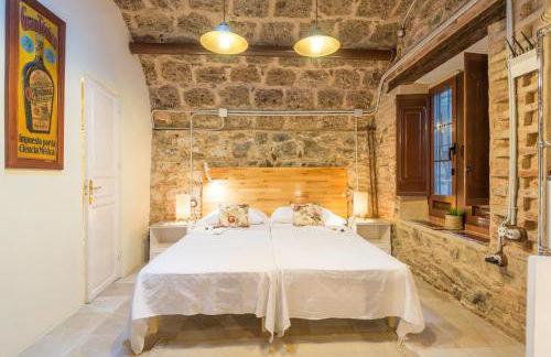 Villa Amalia Suites Malaga - Photo 2