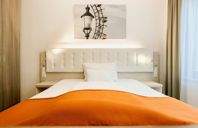 Oliver Apartments - Photo 14