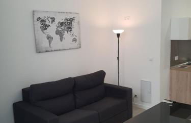 HERMOSO PISO a 3 min de la ESTACION DE BUS Y TREN AVE - Photo 34