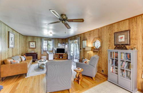 Charming Parsons Cabin with Grill on the Cheat River - Foto 6