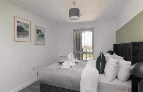 Lovely Home Near Canal, Park, & Central MK - Foto 7