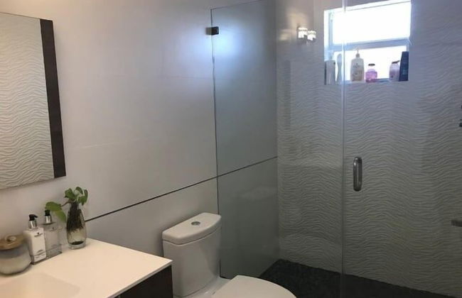 Beautiful Canal Front Home With Above Ground Pool, Dock And Fish Cleaning Station 4 Bedroom Home by RedAwning - Photo 14