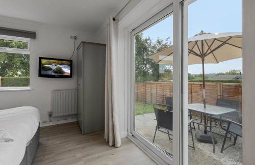 Tor Cottage -No Commercial Sign written Vehicles, Private Hot Tub , 2 Dogs Max,Fishing Nearby & Communal Swimming Pool ,Pool open April to September - Foto 30