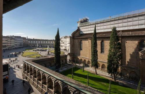 Avelli Pia Fourth Floor with 2 Bathrooms - Florence Charming Apartments - Delightful and bright 4rd-floor apartment without elevator, overlooking one of Florence's most beautiful squares, Exceptionally located for exploring the city - Foto 20