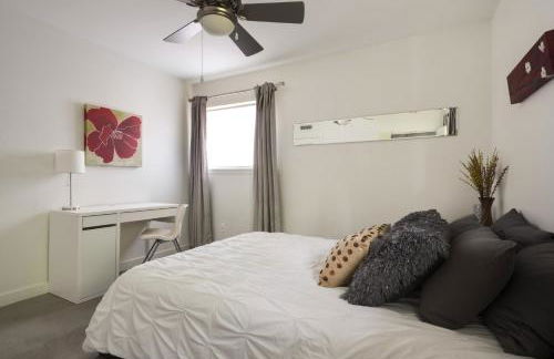 Quiet Haven with Huge Fenced Yard Fast Internet by Lodgewell - Photo 14