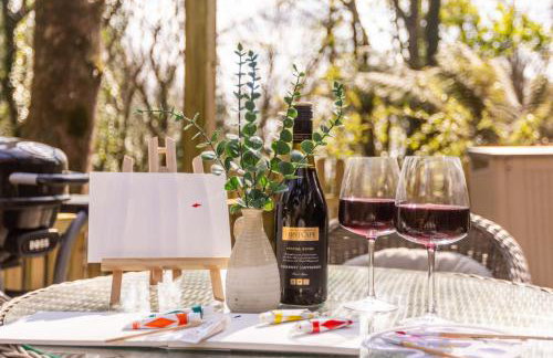 The Enchanted Cottage - Photo 23