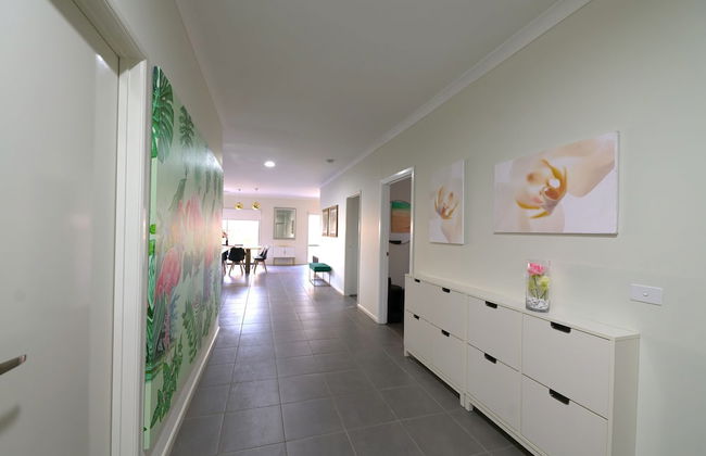 Luxury 9 BRM House in Melbourne - Photo 21