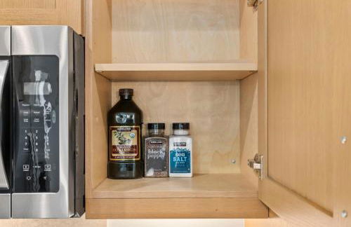 @ Marbella Lane - Stunning Gem w/ MT & Ocean Views - Foto 43