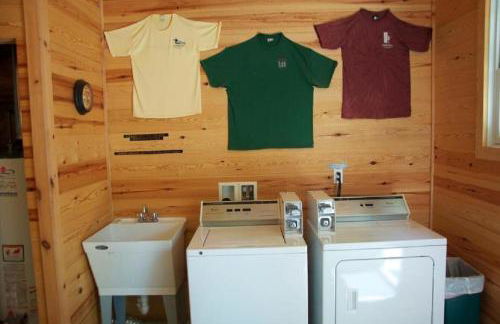 Secluded Rustic Cabin Rental in the Woods of Squaw Lake in Northern Wisconsin - Foto 10