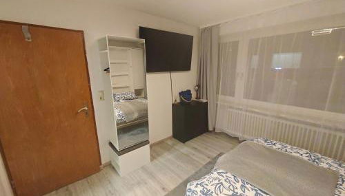 Einzimmerappartment München Solln - Foto 2, wardrobe