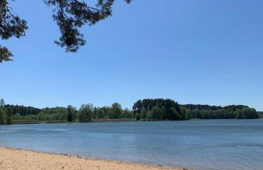 Domek wypoczynkowy w lesie nad jeziorem - Foto 38