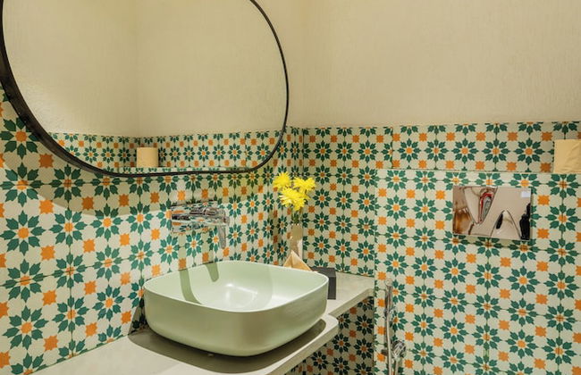 ELIVAAS Kamerios Verano 1 BHK with Pool - Photo 41