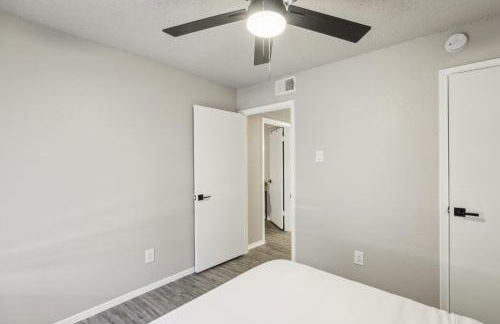 The Landry 178 Spacious and Cozy 2 Bedroom 1bth - Foto 30