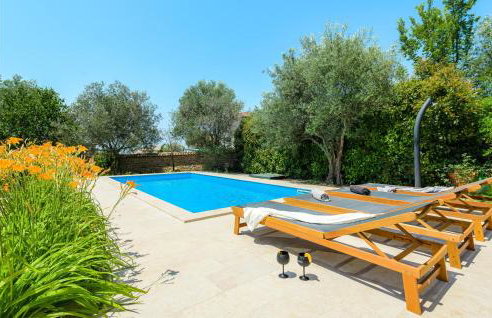 4 Bedroom Cozy Home In Sveti Lovrec - Foto 10