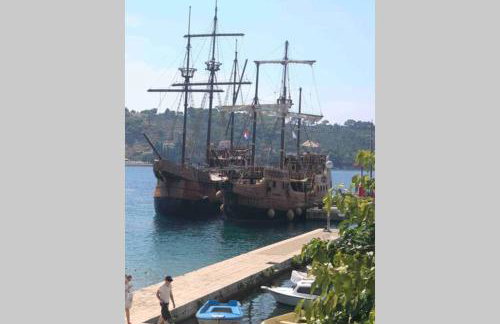 SECRET PARADISE-Holiday home with hot tub and BBQ - Photo 57