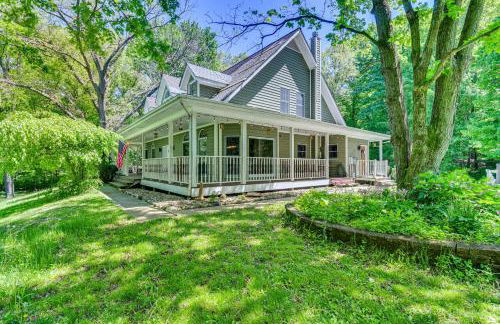 Huge Family Home with Pool - 13 Mi to Lake Michigan! - Foto 41