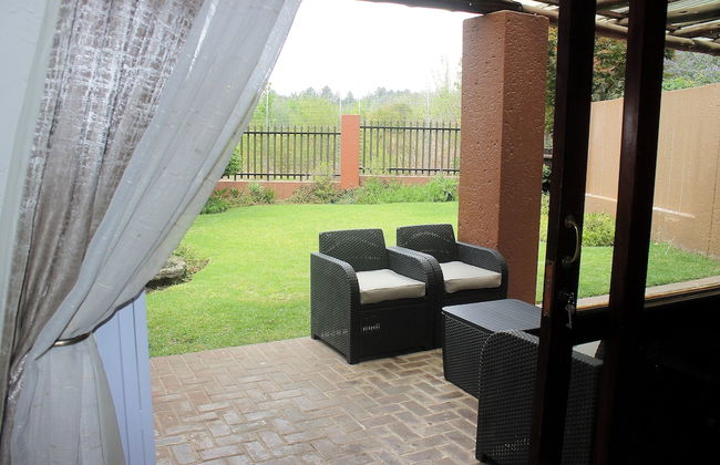 Exquisite 2 Bedroom Garden Townhouse in the Heart of Fourways - Photo 46