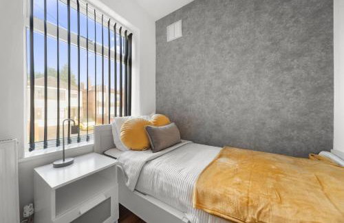 Peaceful 3-BR Home-Driveway, Sky-TV-Free WiFi - Foto 2