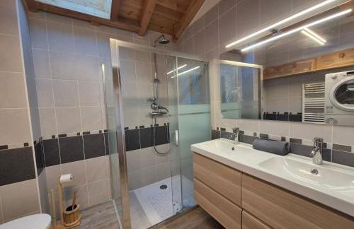 Sublime appartement avec terrasse - Centre BSM - Photo 12