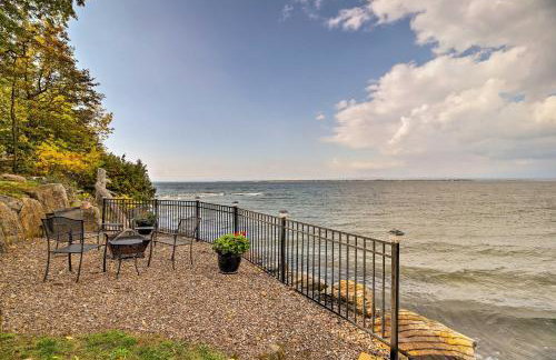 Lake Champlain Cottage with Private Deck and Fire Pit! - Foto 23