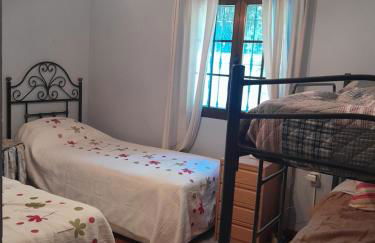 Spacious Garden Villa, private pool, huge grounds with orange trees - Foto 34