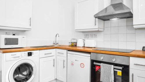 Spacious Apartment - Parking - Smart TV - Netflix 9PC - Foto 5, stove, toaster