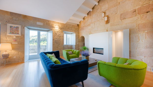 Coin salon dans le hall