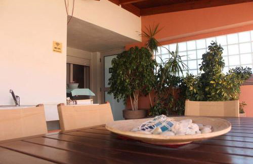 Maria's Airport Apartment, 4' metro, 10' airport, 15' beach, 40' city center - Foto 4