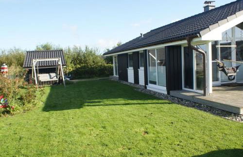 Holiday home in Lankau with swimming pool - Foto 3