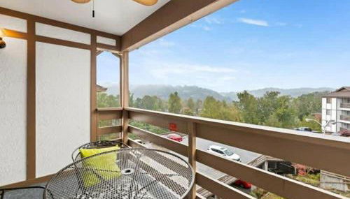 Turkey Nest by Beyond Expectations Renovated 2BR - Foto 3