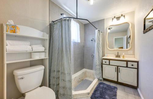 8 Mi to Hiking Home with Patio in Dtwn Pioche - Foto 14