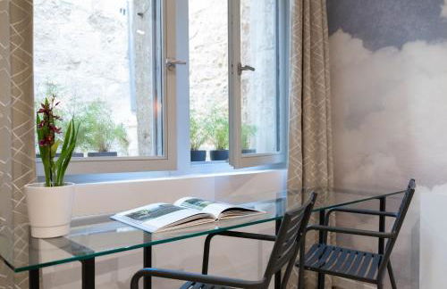 Design & Cosy - Centre historique Ecusson - Foto 18