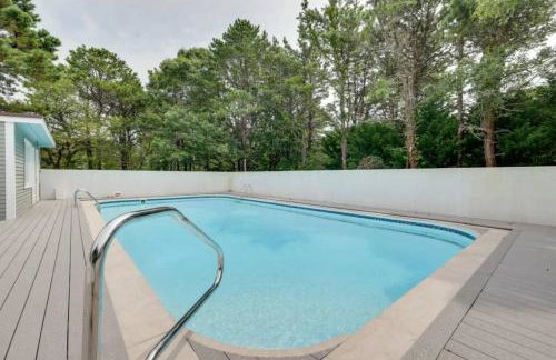 Cape Cod Home w/Ocean View, Roof Top, Pool & Hot Tub - Photo 30