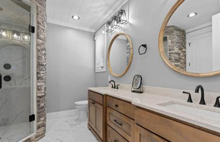 Blue Heron & Gray Fox by Avantstay 2 Lakefront Homes, Sleeps 44 Pool, Dock, Theater - Foto 54