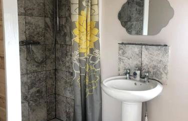 Barn Owl Lodge with Hot Tub - Adults Only - Foto 6